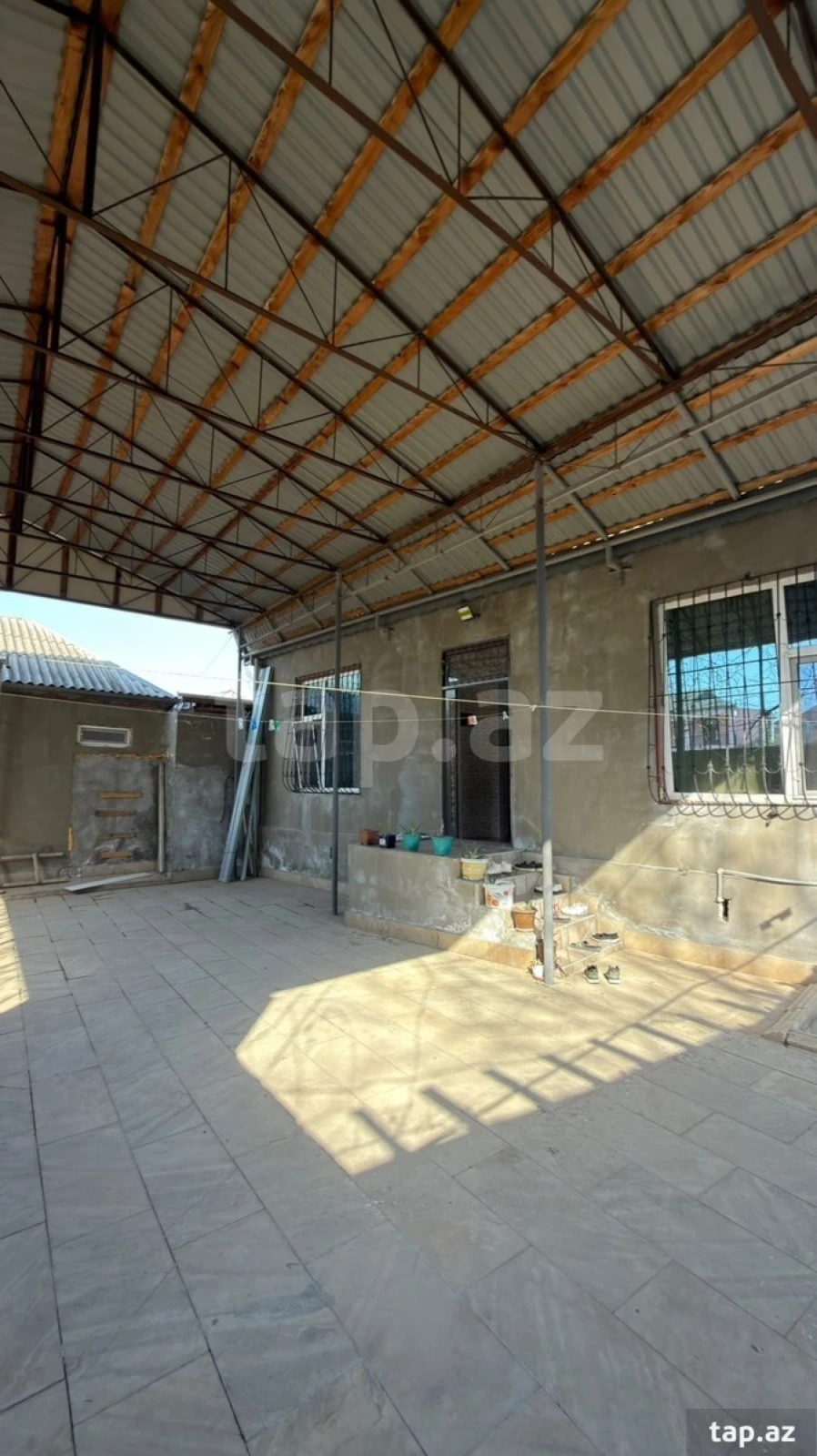 Satılır 3 otaqlı həyət evi