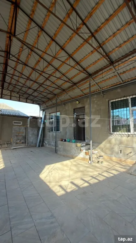 Satılır 3 otaqlı həyət evi