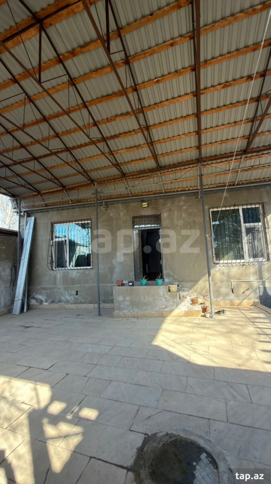 Satılır 3 otaqlı həyət evi