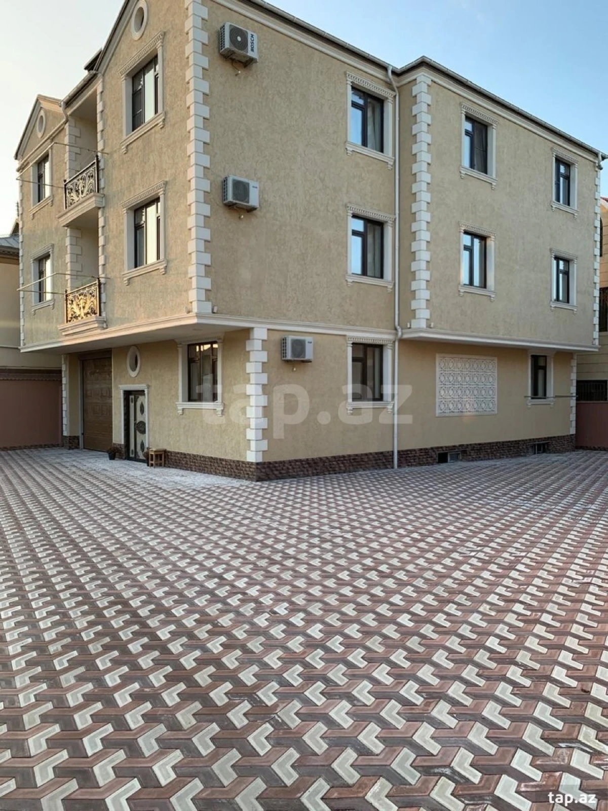 Kirayə verilir 2 otaqlı mənzil 60 m²