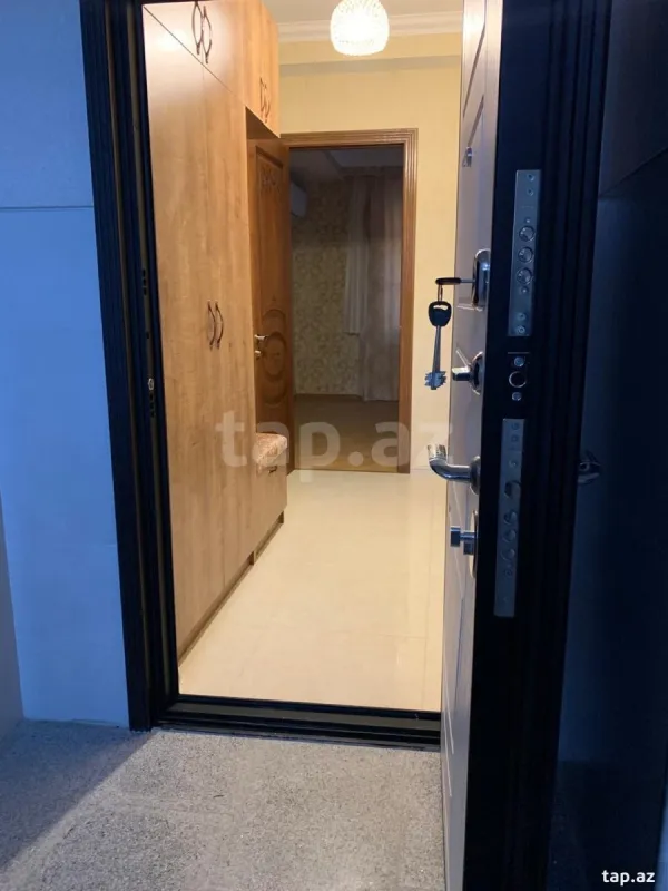 Kirayə verilir 2 otaqlı mənzil 60 m²