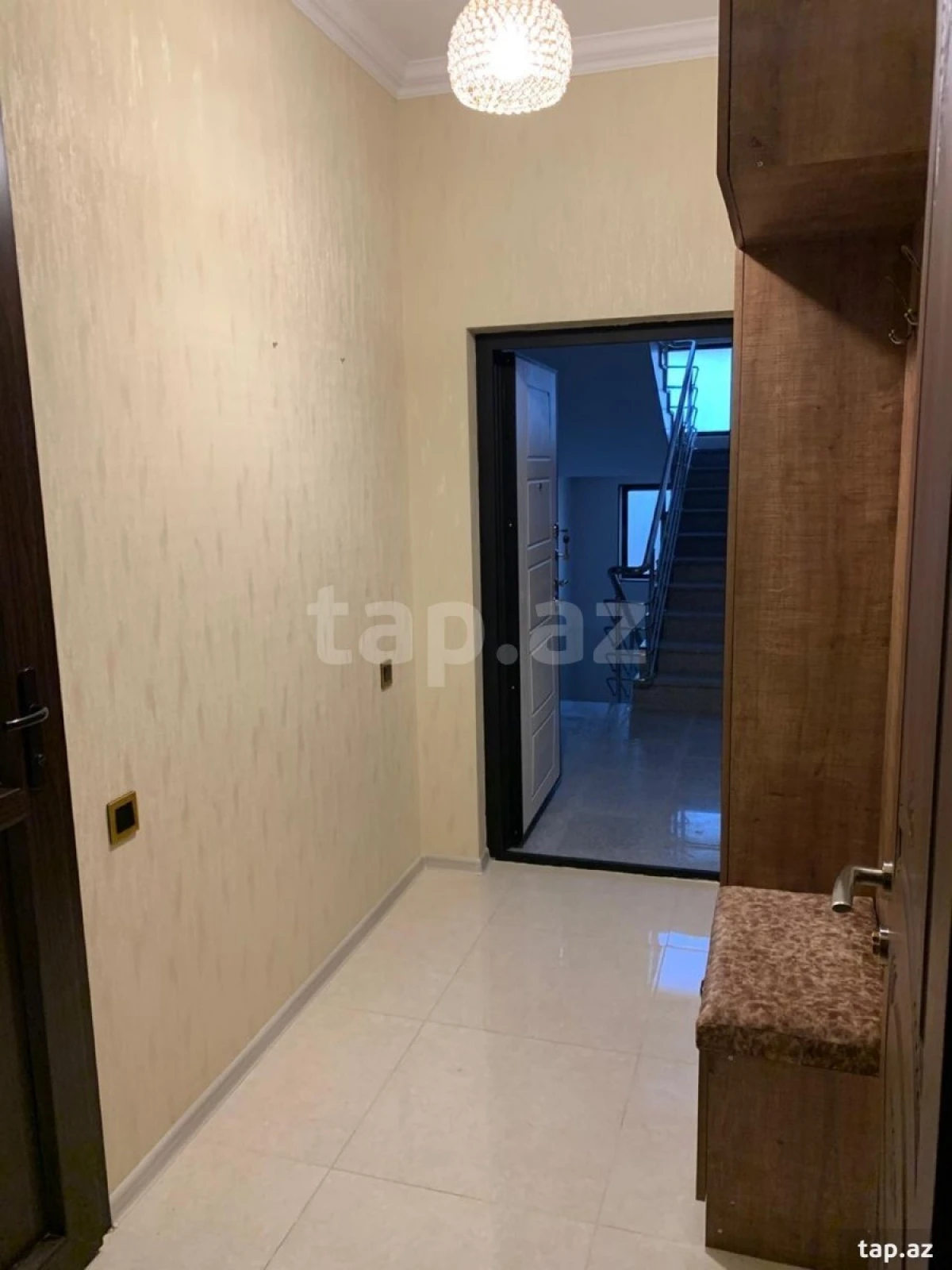 Kirayə verilir 2 otaqlı mənzil 60 m²