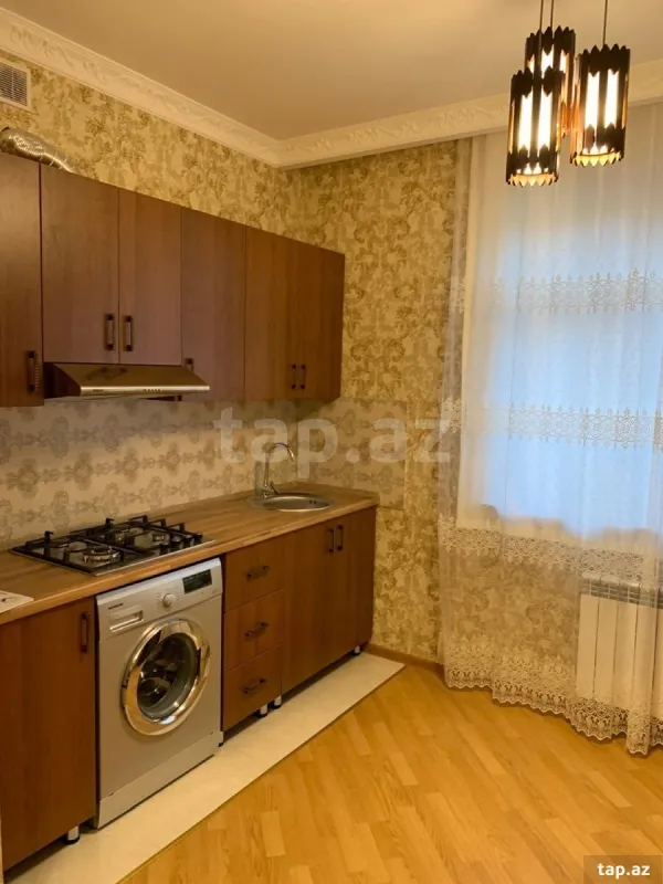Kirayə verilir 2 otaqlı mənzil 60 m²