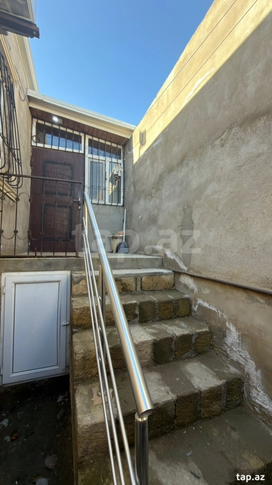 Satılır 3 otaqlı həyət evi