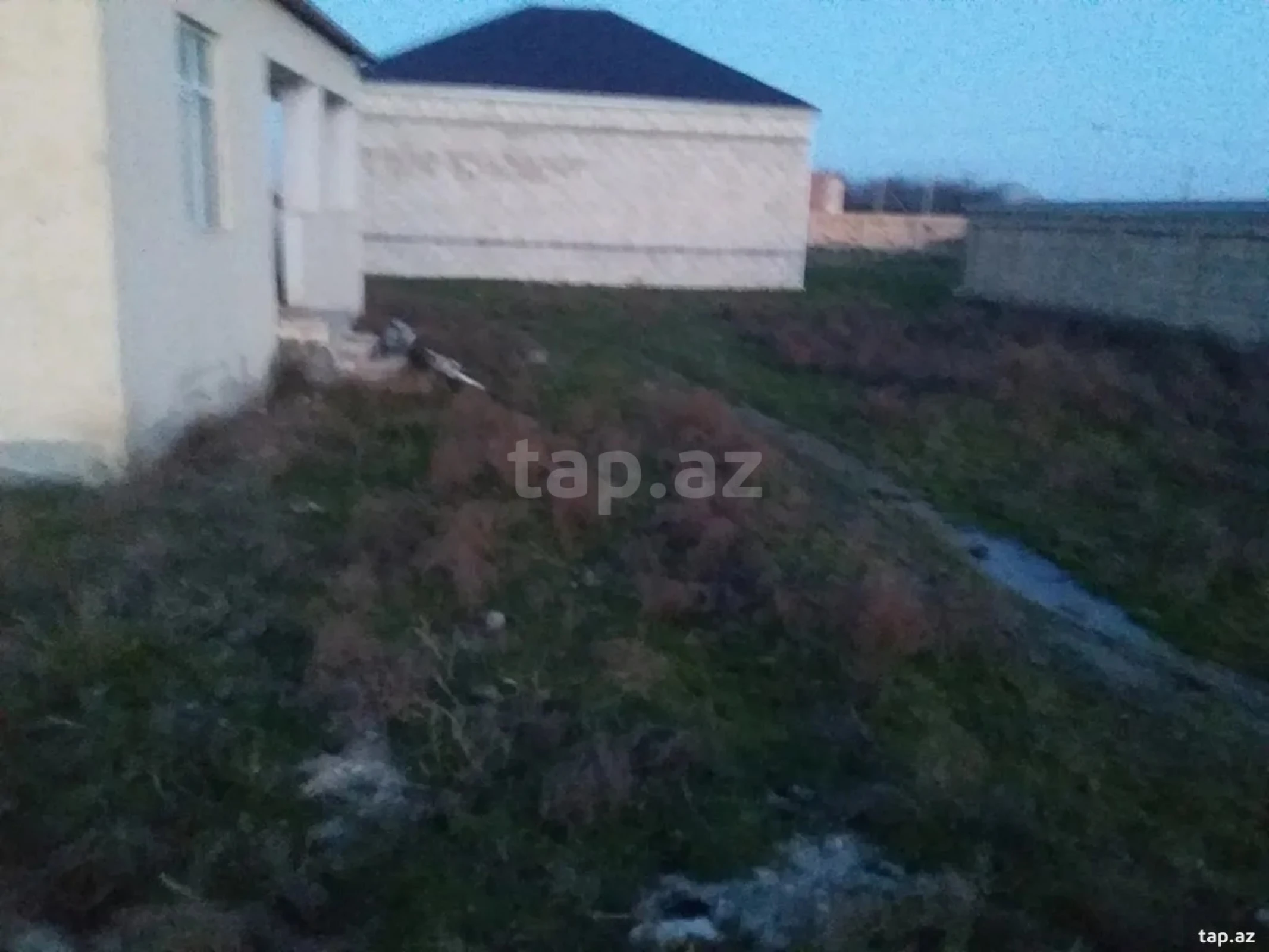 Satılır 3 otaqlı həyət evi