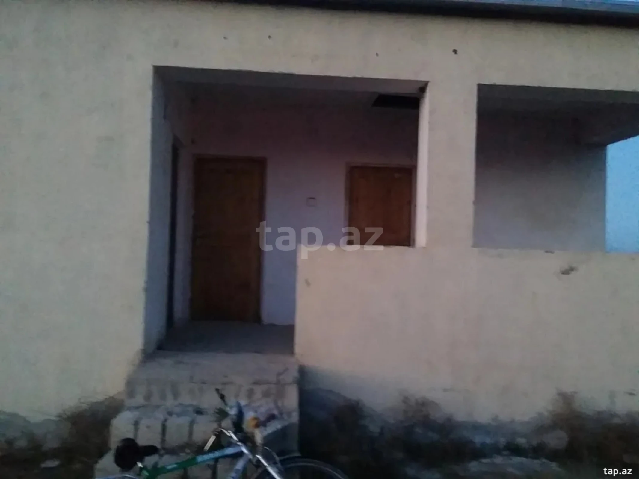 Satılır 3 otaqlı həyət evi