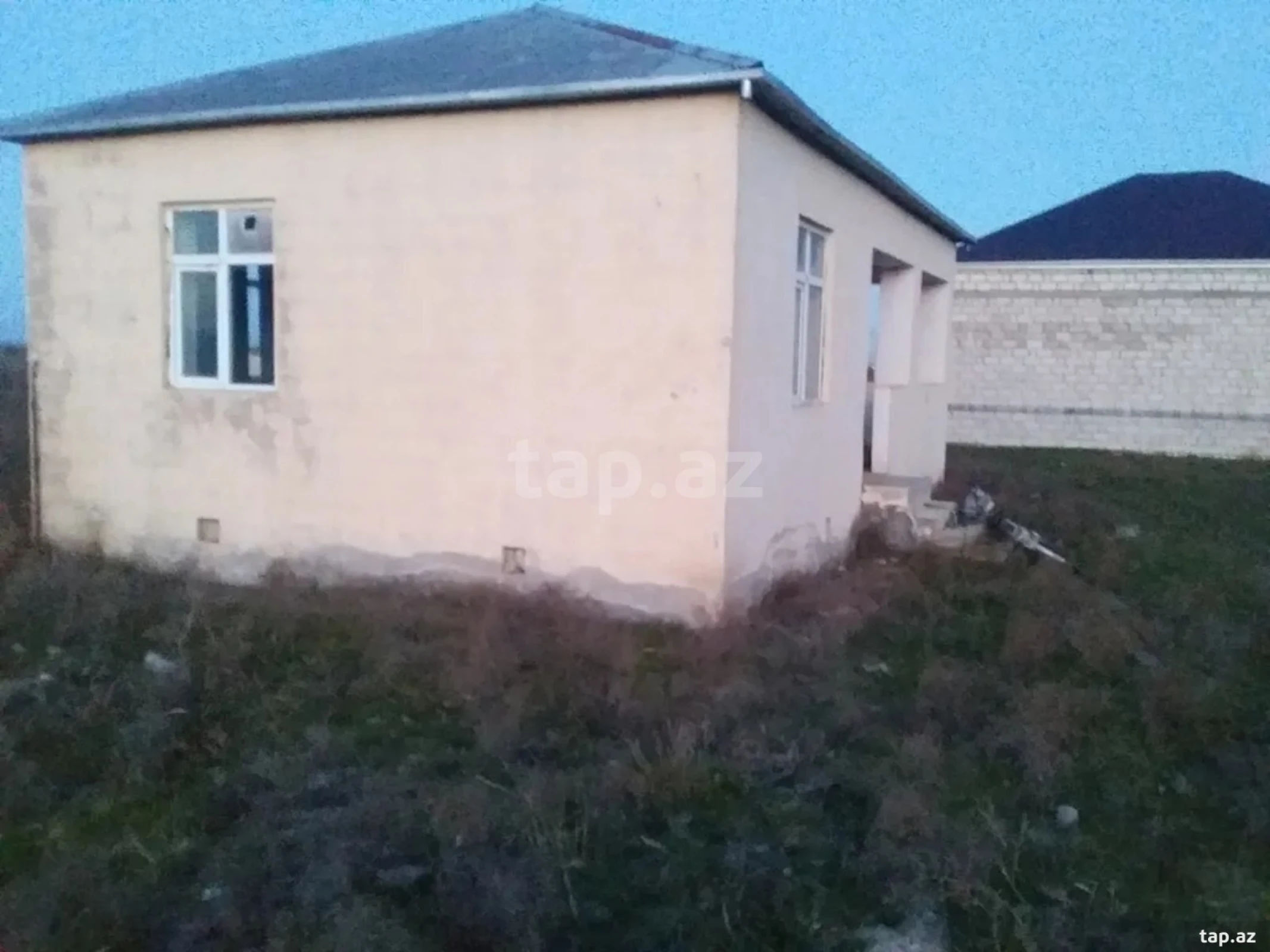 Satılır 3 otaqlı həyət evi