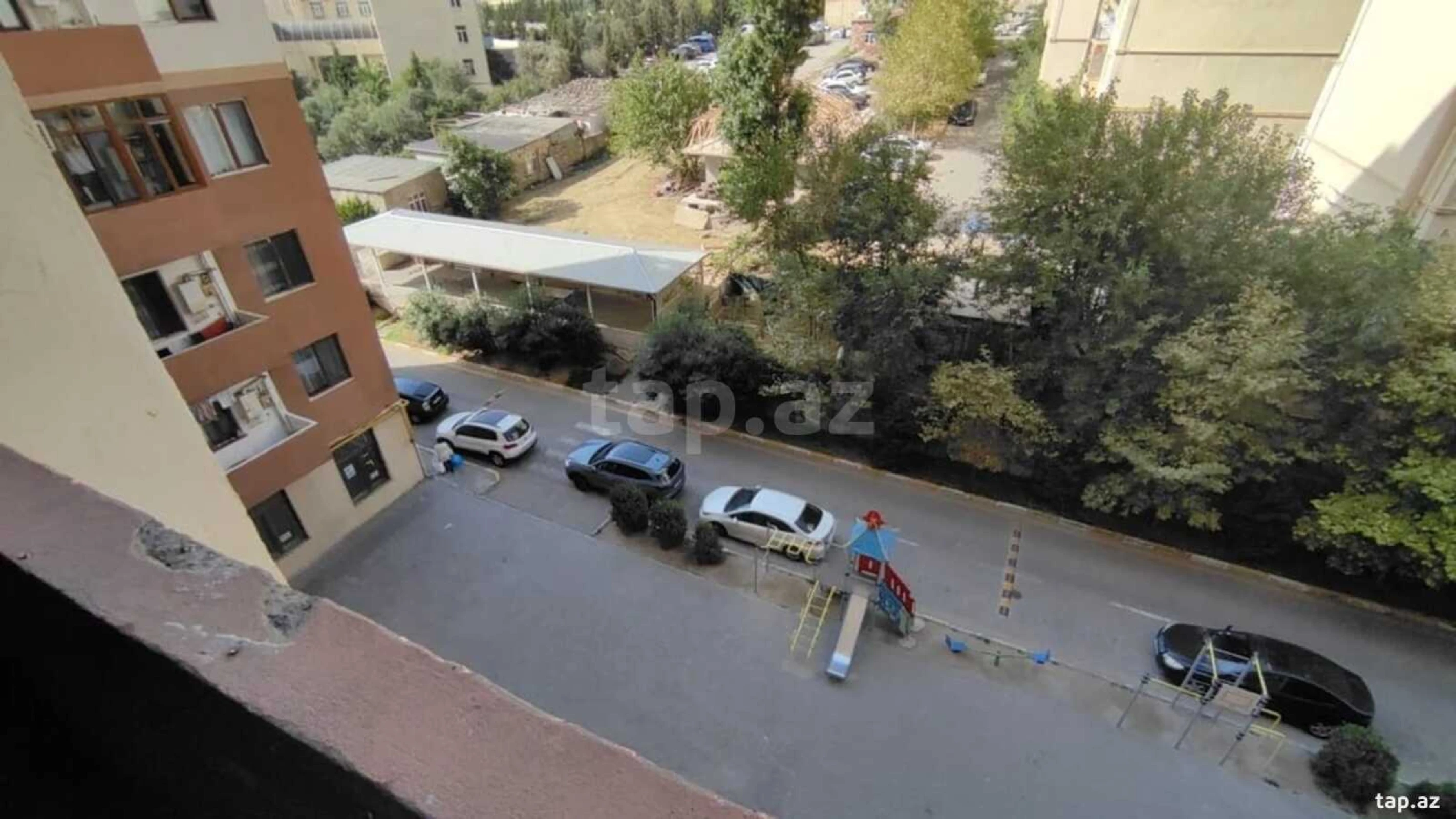 Satılır 3 otaqlı yeni tikili 80 m²