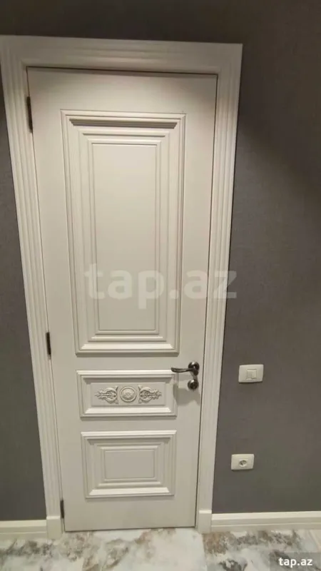 Satılır 3 otaqlı yeni tikili 80 m²