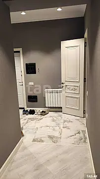 Satılır 3 otaqlı yeni tikili 80 m²