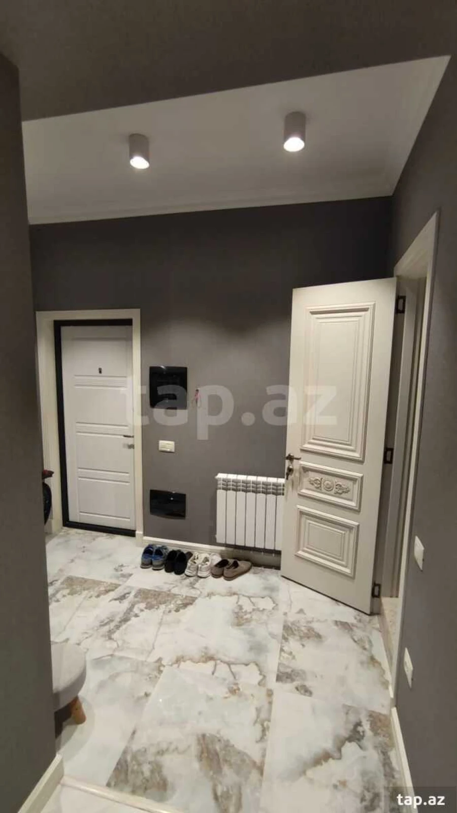 Satılır 3 otaqlı yeni tikili 80 m²
