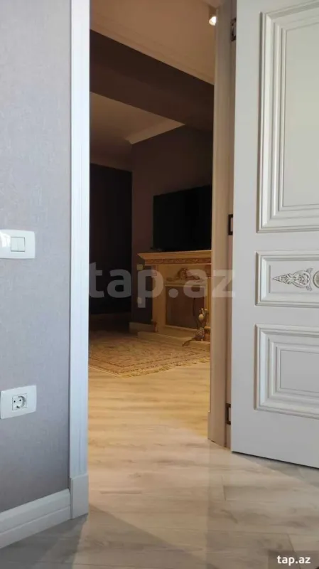 Satılır 3 otaqlı yeni tikili 80 m²