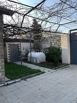 Satılır 4 otaqlı həyət evi
