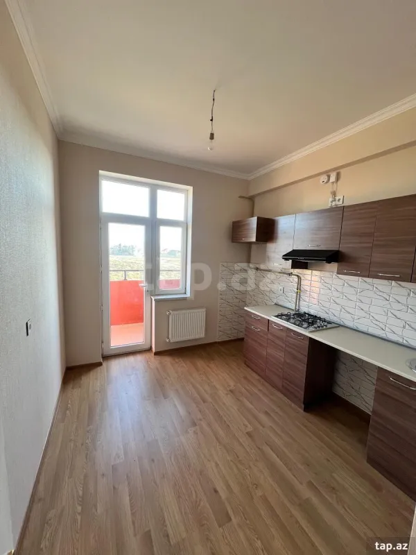 Kirayə verilir 3 otaqlı yeni tikili 77 m²