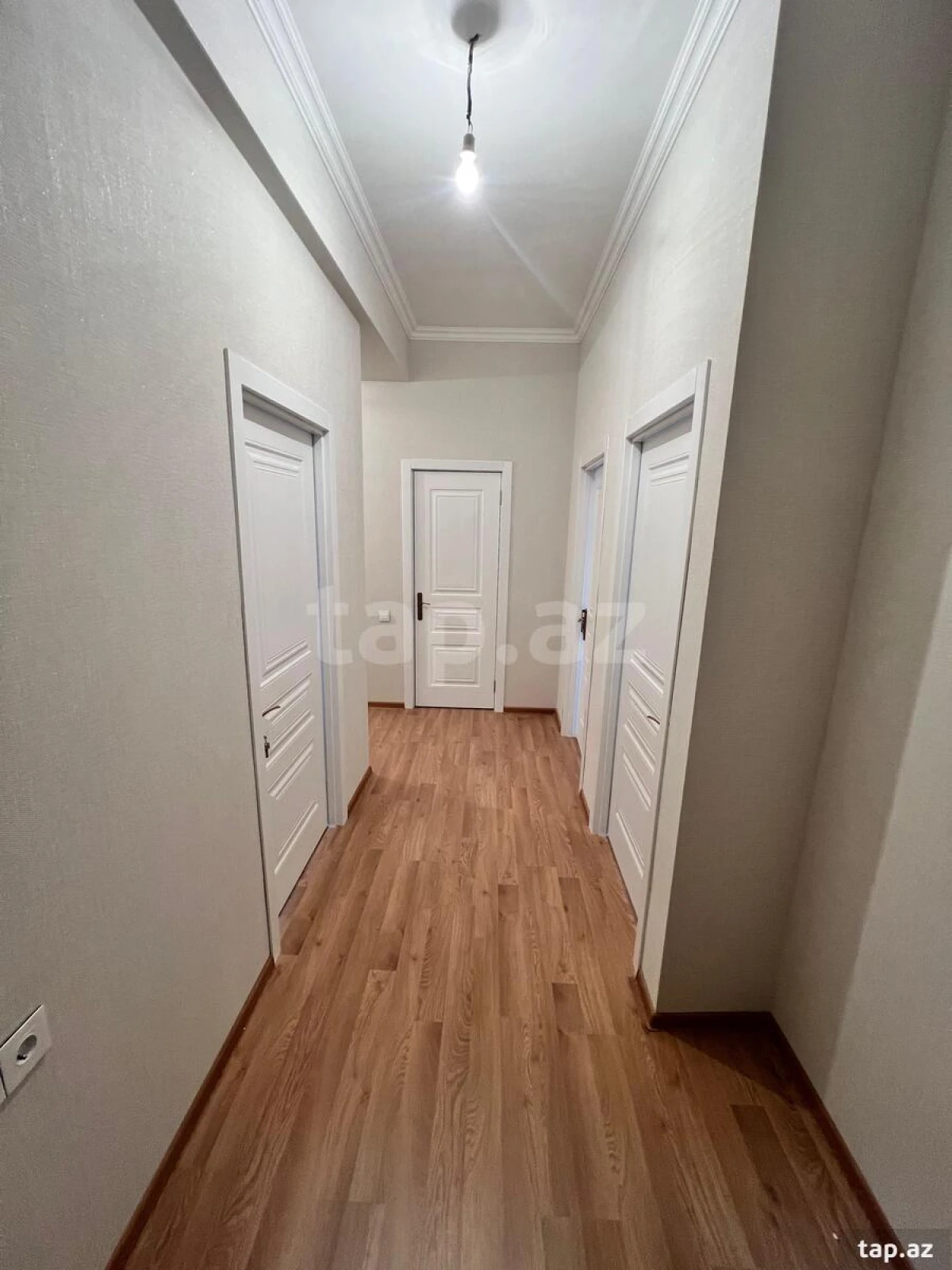 Kirayə verilir 3 otaqlı yeni tikili 77 m²