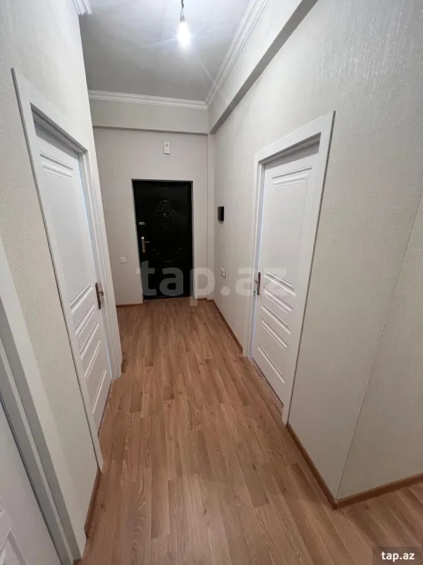 Kirayə verilir 3 otaqlı yeni tikili 77 m²