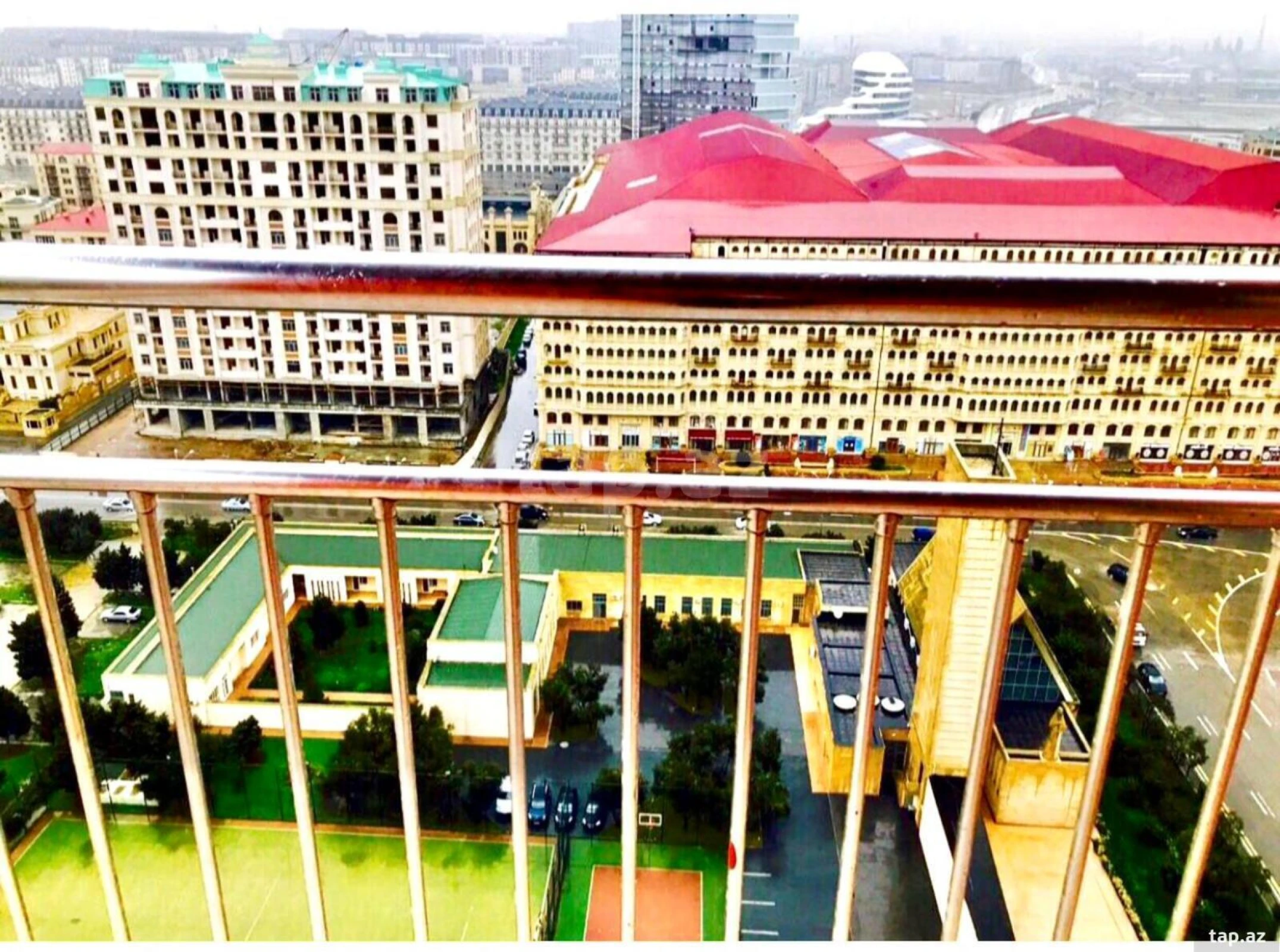 Kirayə verilir 4 otaqlı yeni tikili 185 m²