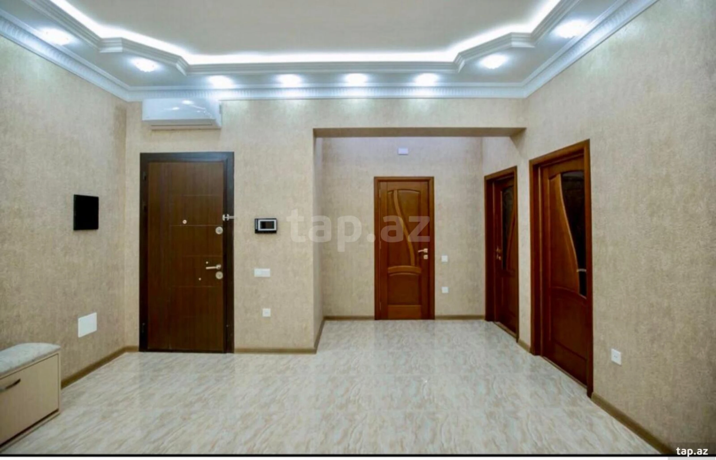 Kirayə verilir 4 otaqlı yeni tikili 185 m²