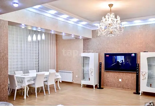 Kirayə verilir 4 otaqlı yeni tikili 185 m²
