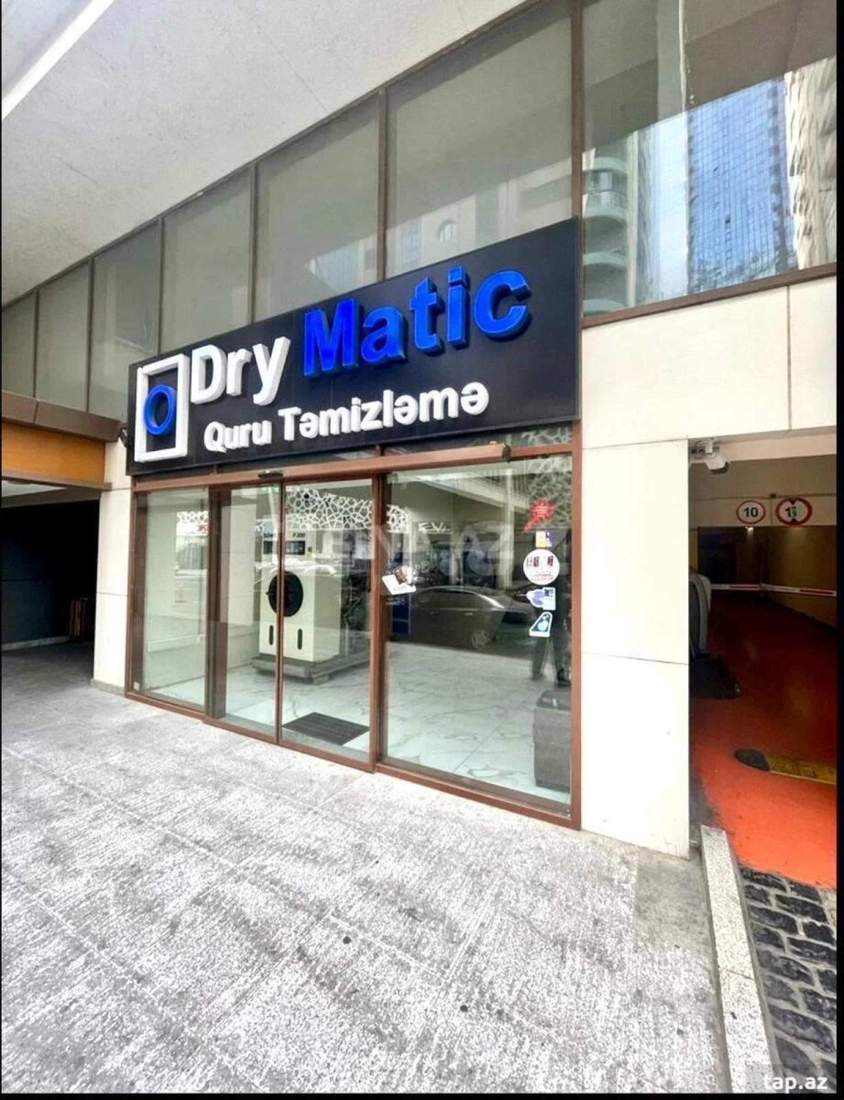 Kirayə verilir 4 otaqlı yeni tikili 185 m²