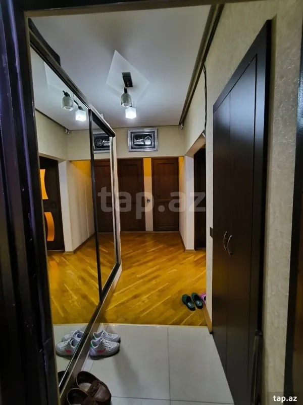 Satılır 3 otaqlı mənzil 72 m²