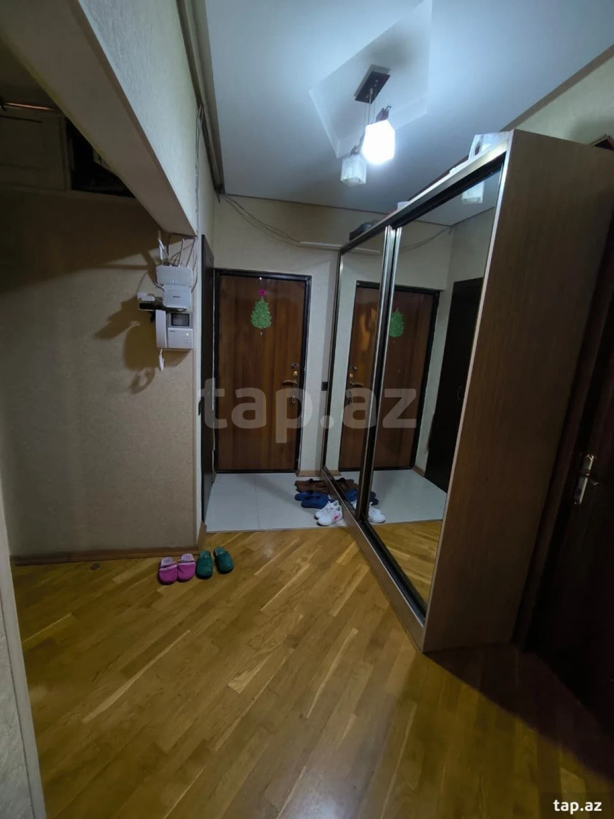 Satılır 3 otaqlı mənzil 72 m²
