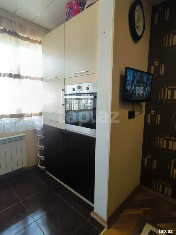 Satılır 3 otaqlı mənzil 72 m²