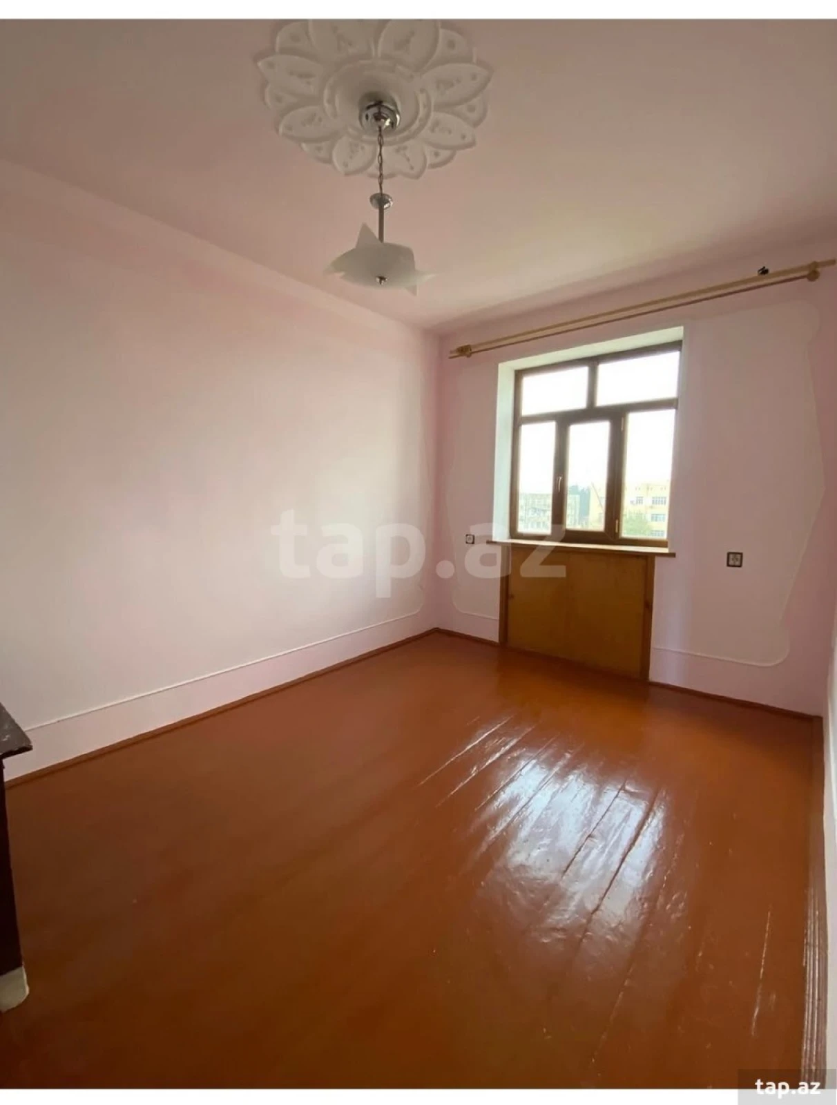 Satılır 4 otaqlı yeni tikili 80 m²