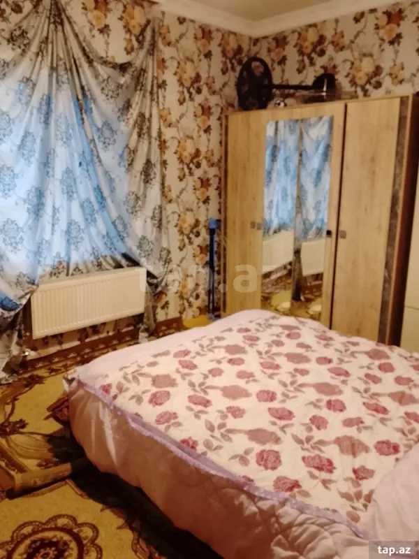 Satılır 3 otaqlı həyət evi