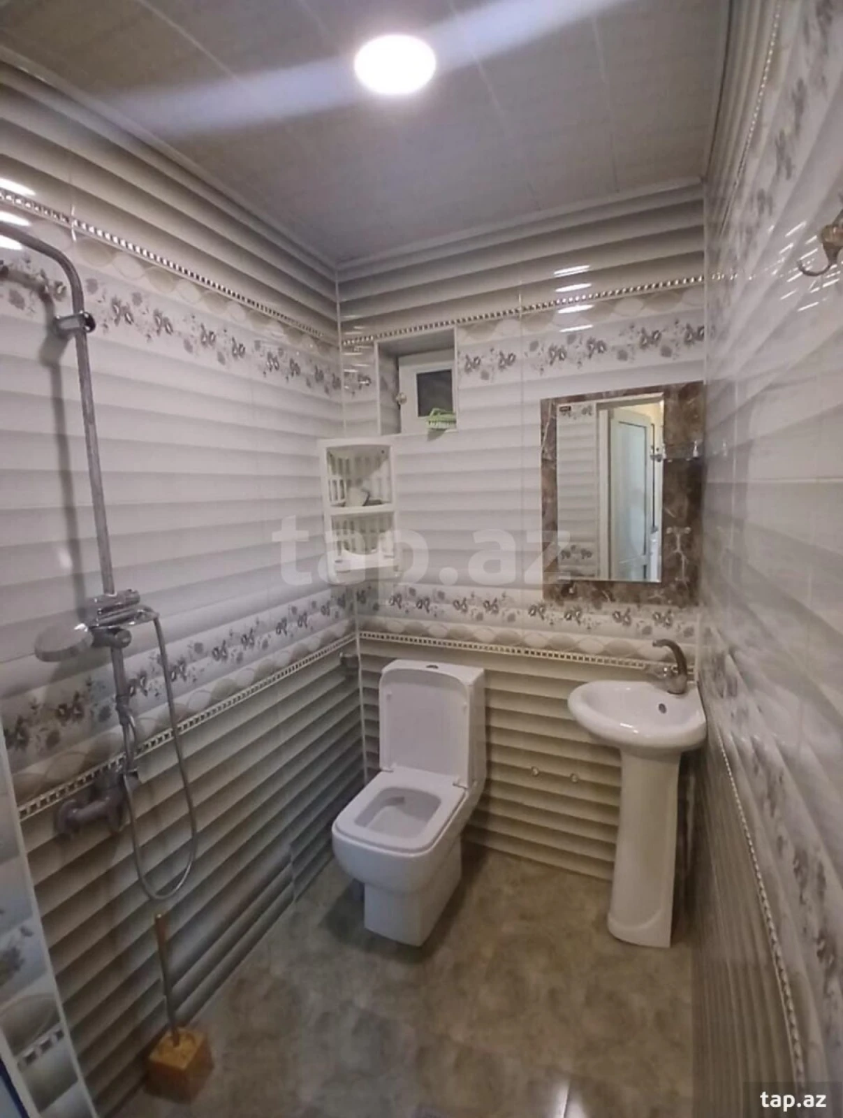 Satılır 3 otaqlı həyət evi