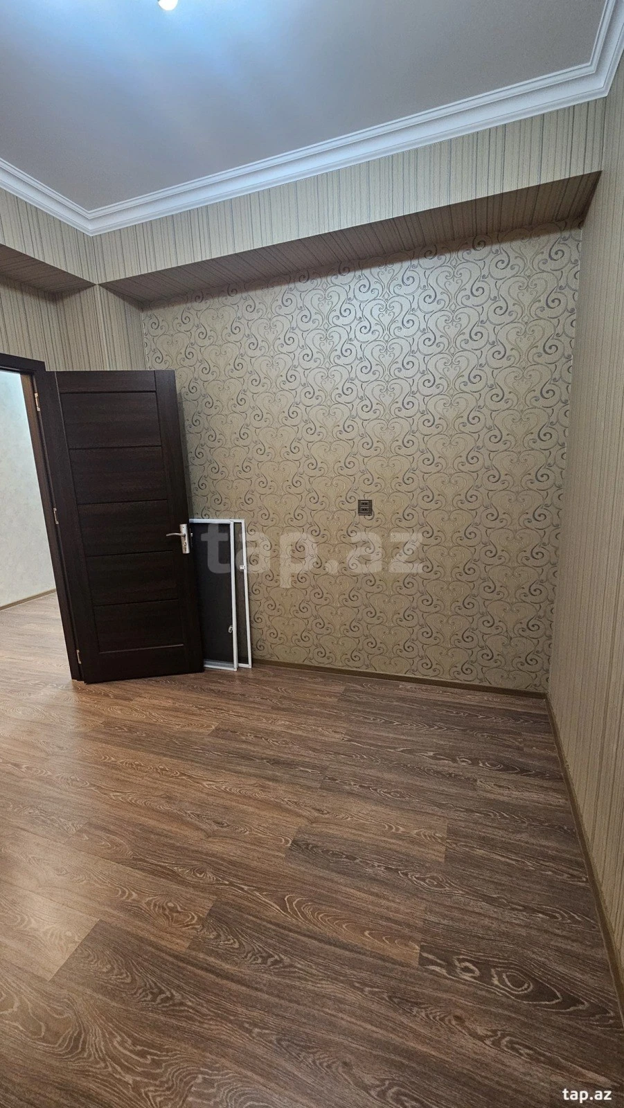 Satılır 3 otaqlı yeni tikili 83 m²