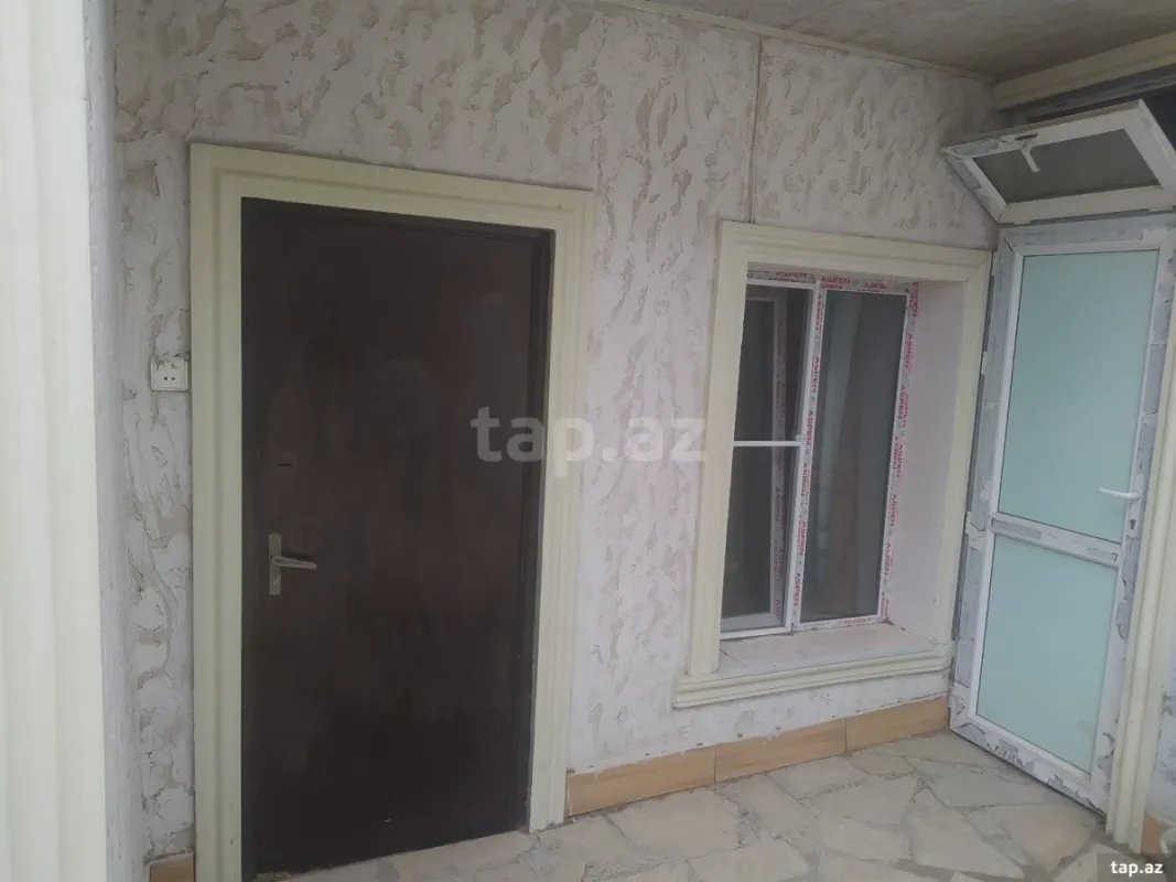 Satılır 6 otaqlı həyət evi 180 m²