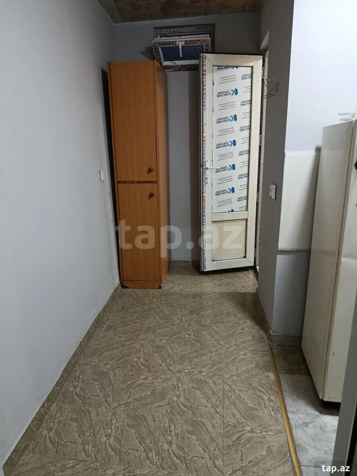 Satılır 6 otaqlı həyət evi 180 m²