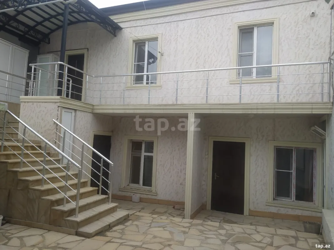 Satılır 6 otaqlı həyət evi 180 m²