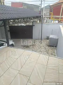 Satılır 6 otaqlı həyət evi 180 m²