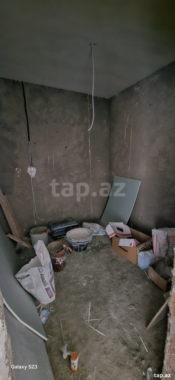 Satılır 1 otaqlı mənzil 55 m²