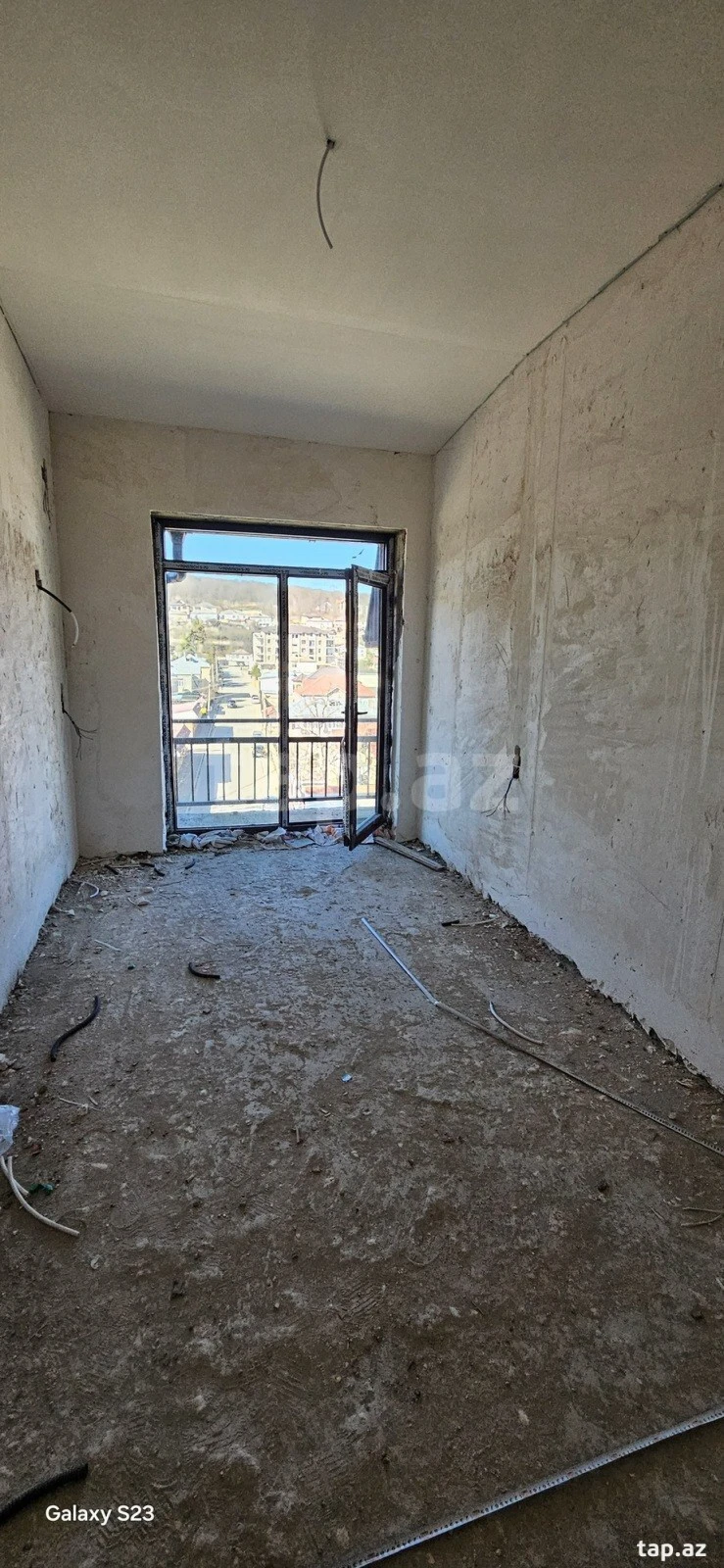 Satılır 1 otaqlı mənzil 55 m²