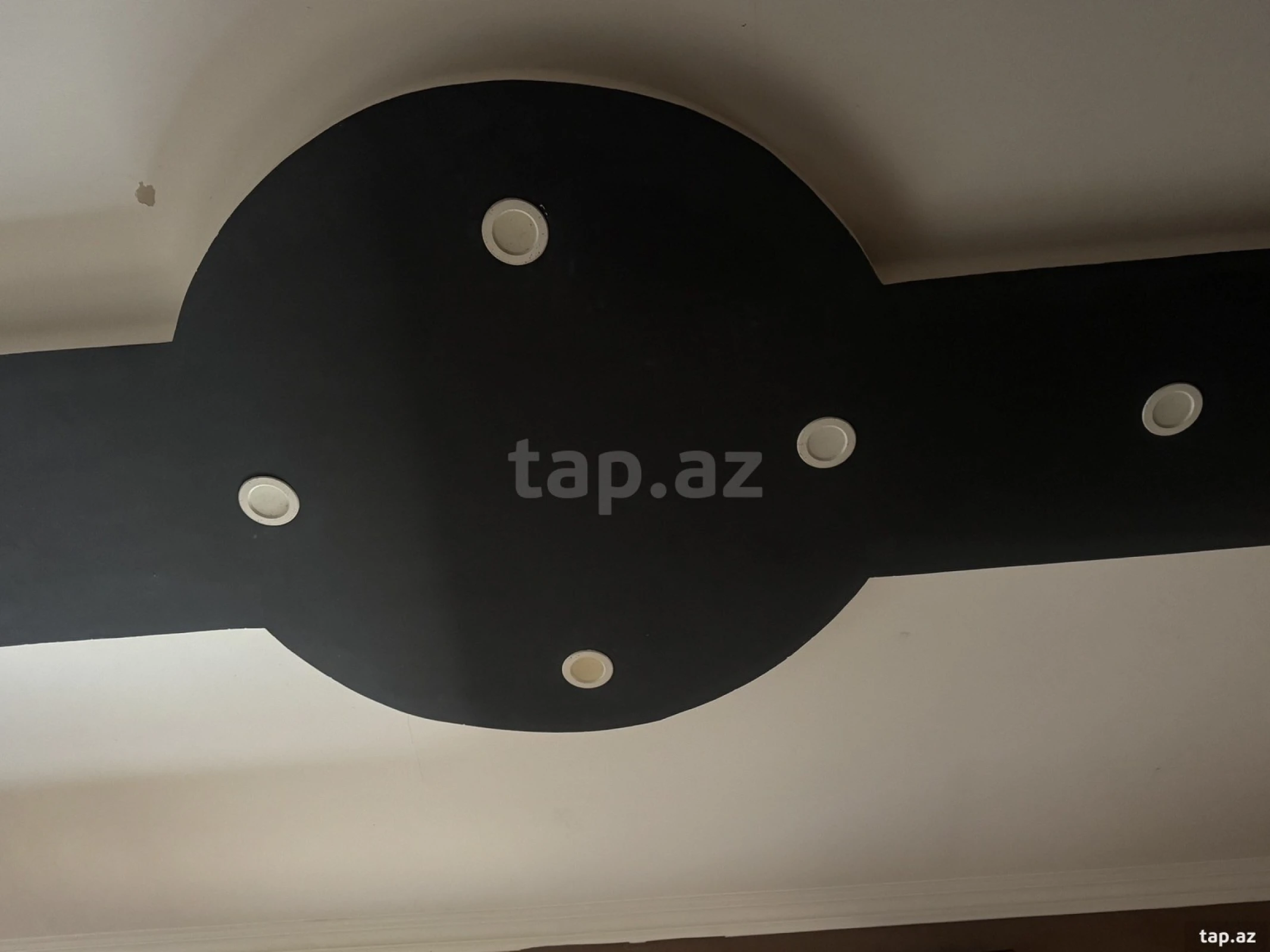 Satılır 4 otaqlı həyət evi