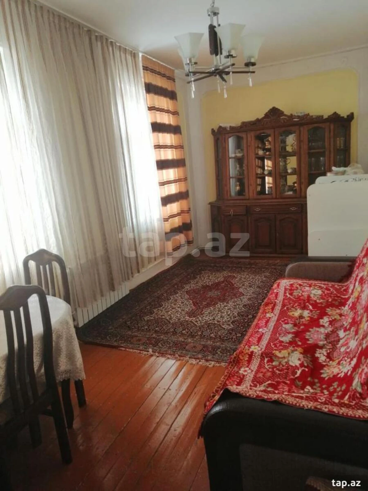 Satılır 3 otaqlı həyət evi