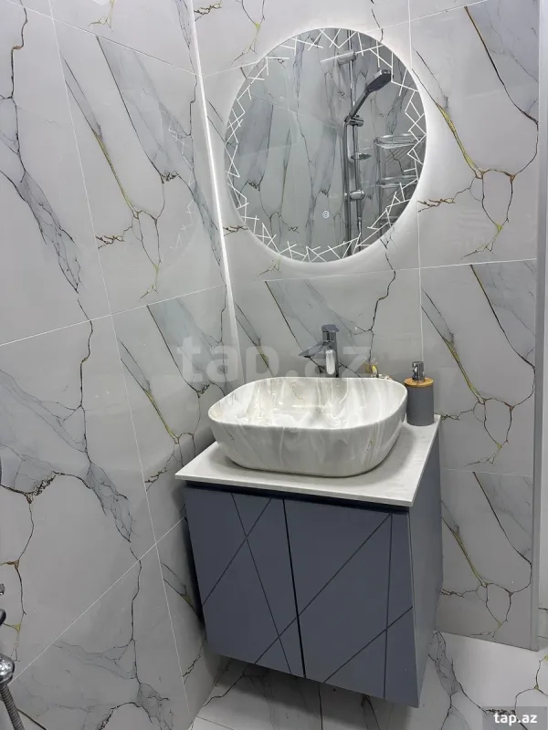 Kirayə verilir 4 otaqlı həyət evi