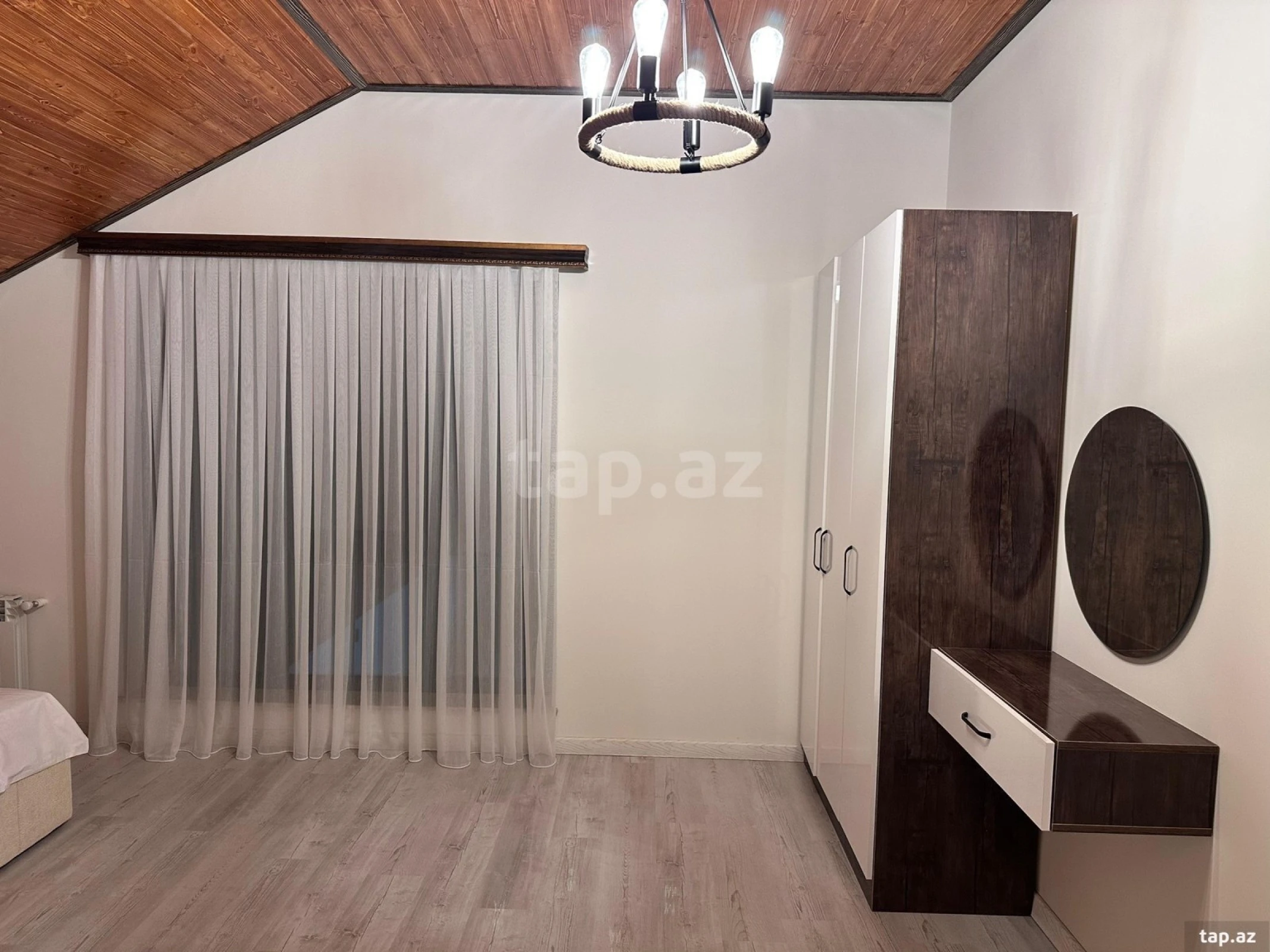 Kirayə verilir 4 otaqlı həyət evi