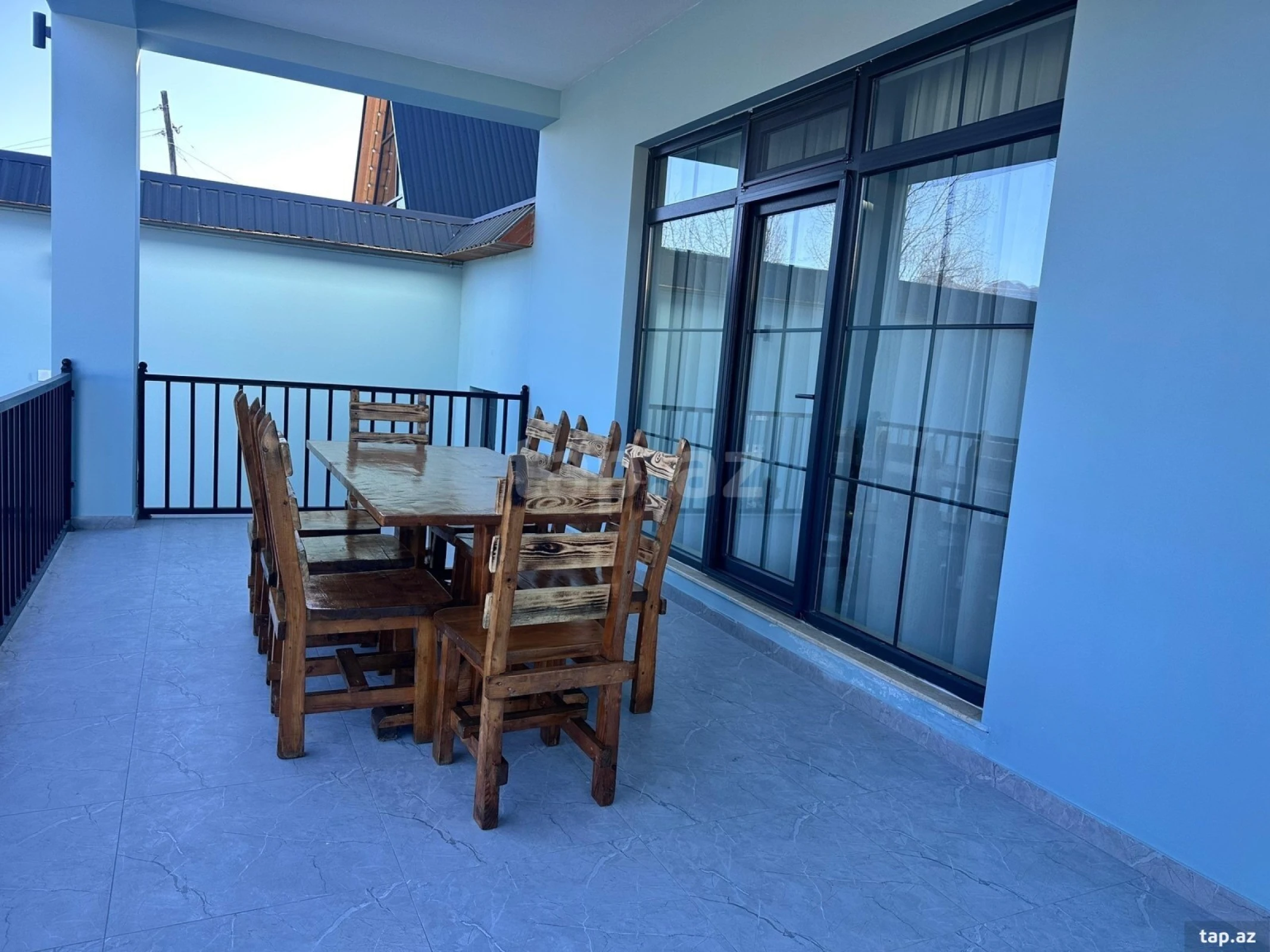 Kirayə verilir 4 otaqlı həyət evi