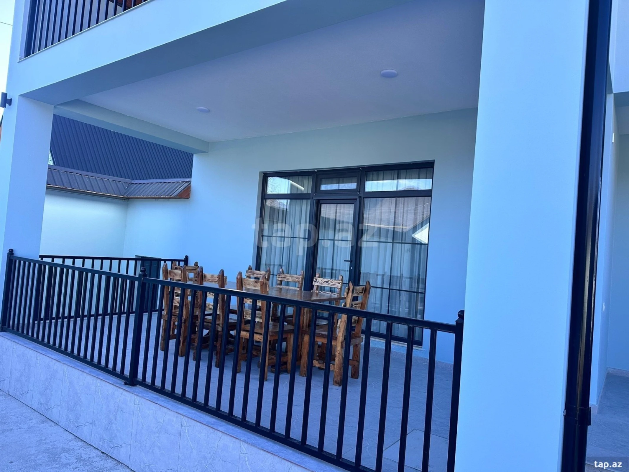 Kirayə verilir 4 otaqlı həyət evi