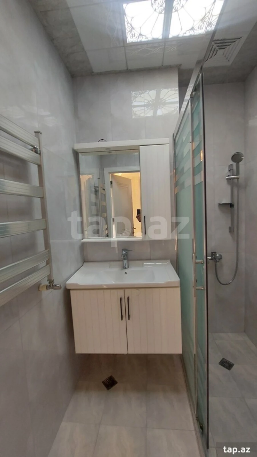 Satılır 3 otaqlı yeni tikili 91 m²