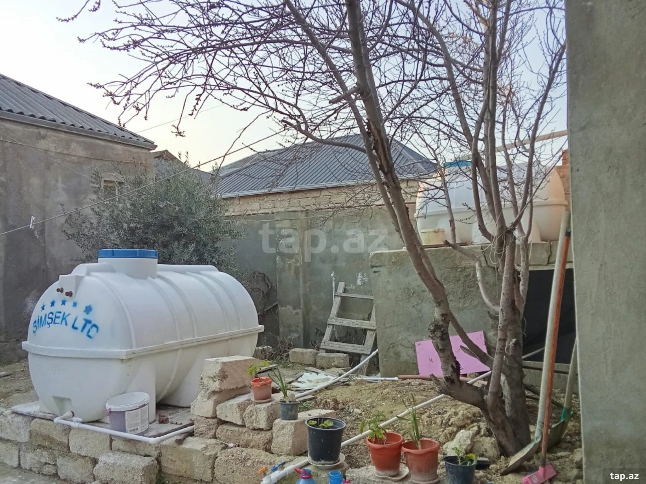 Satılır 3 otaqlı həyət evi 100 m²