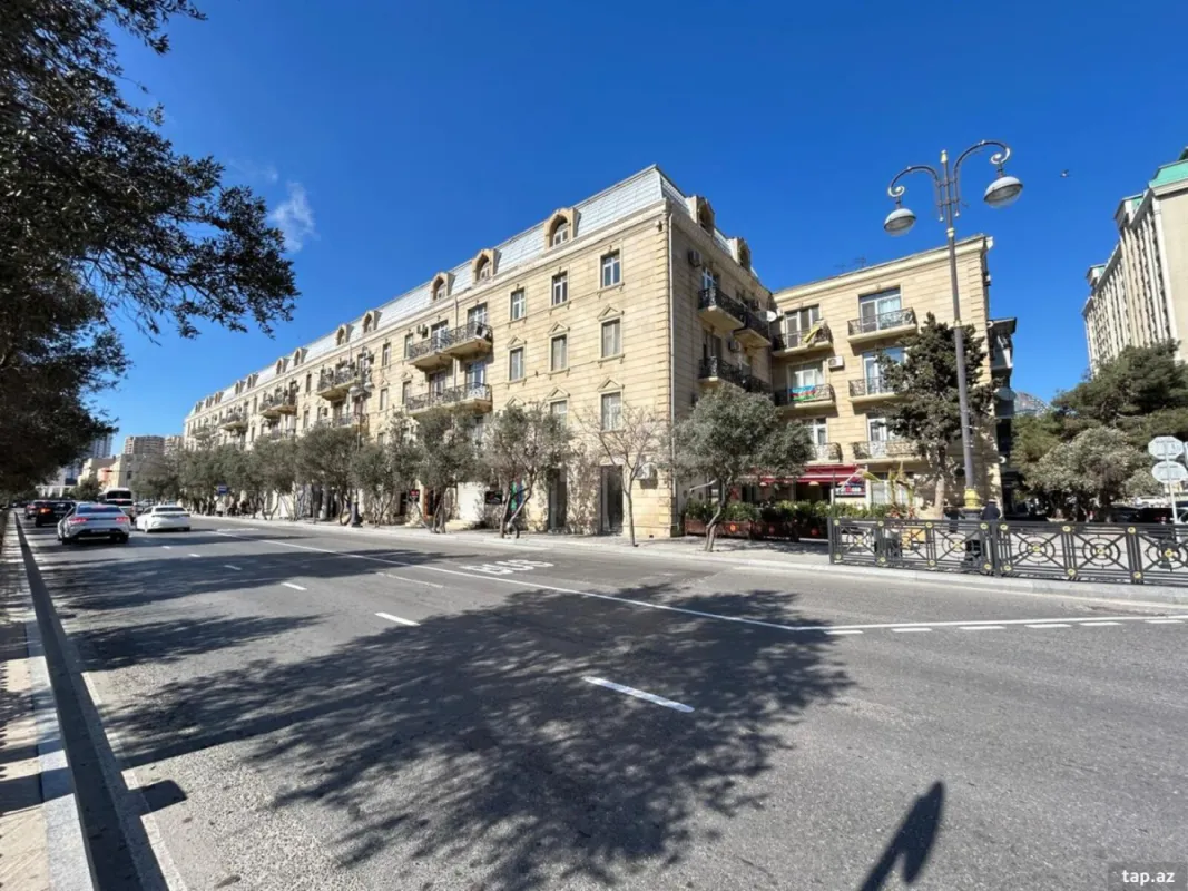 Satılır 3 otaqlı mənzil 100 m²