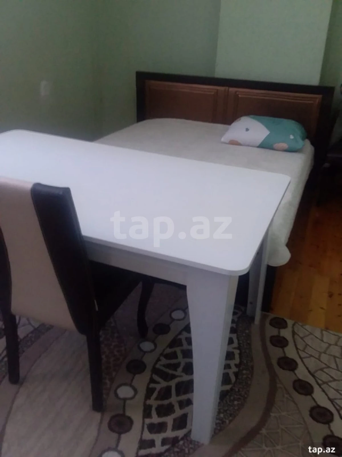 Kirayə verilir 3 otaqlı yeni tikili 120 m²