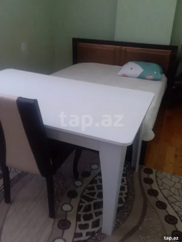 Kirayə verilir 3 otaqlı yeni tikili 120 m²