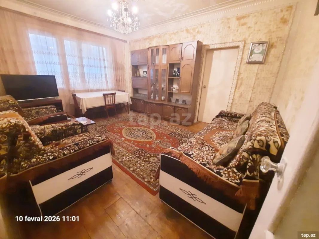 Satılır 4 otaqlı mənzil 105 m²