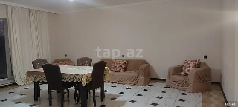 Satılır 5 otaqlı həyət evi
